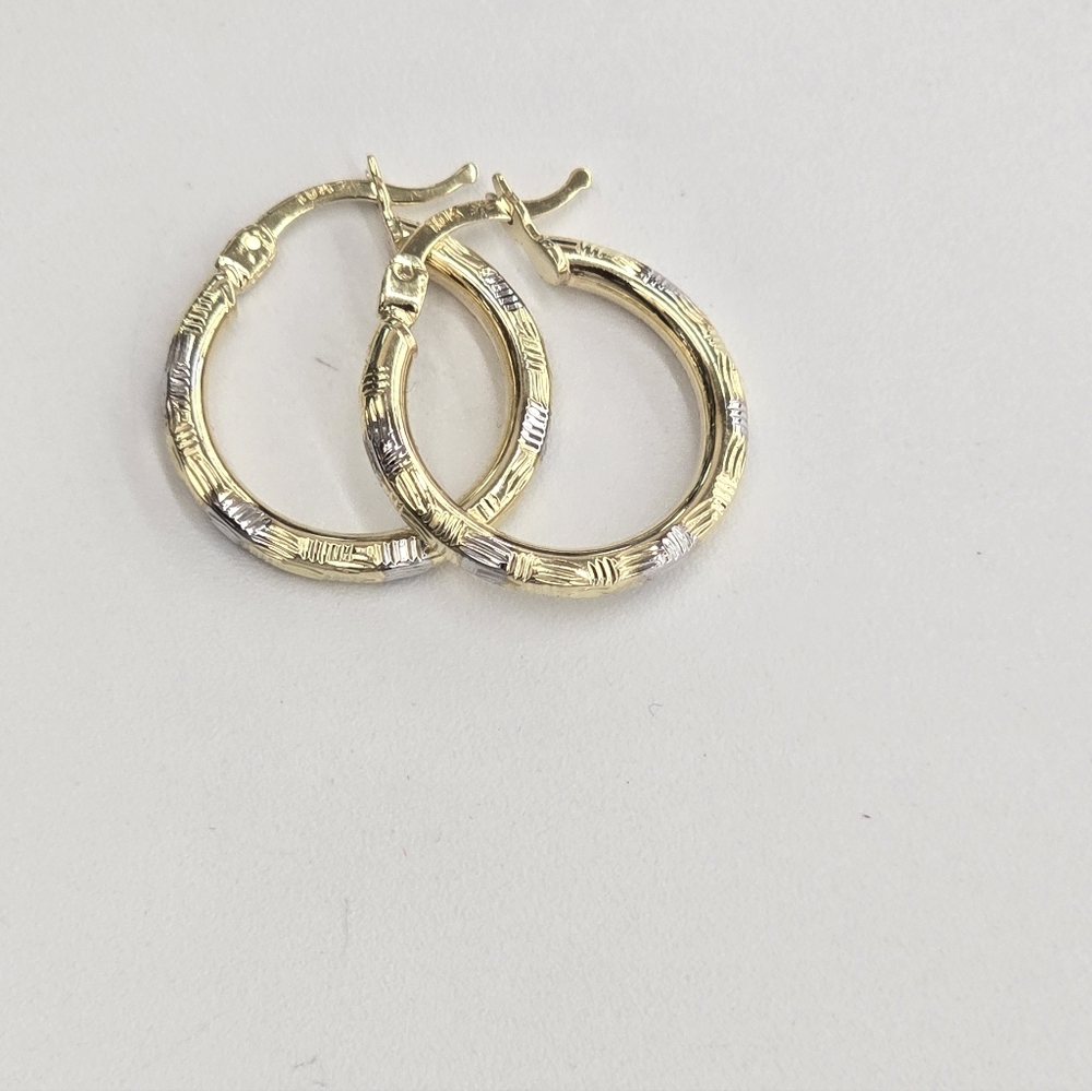 10kt Real Gold Two Tone Hoop Earring
